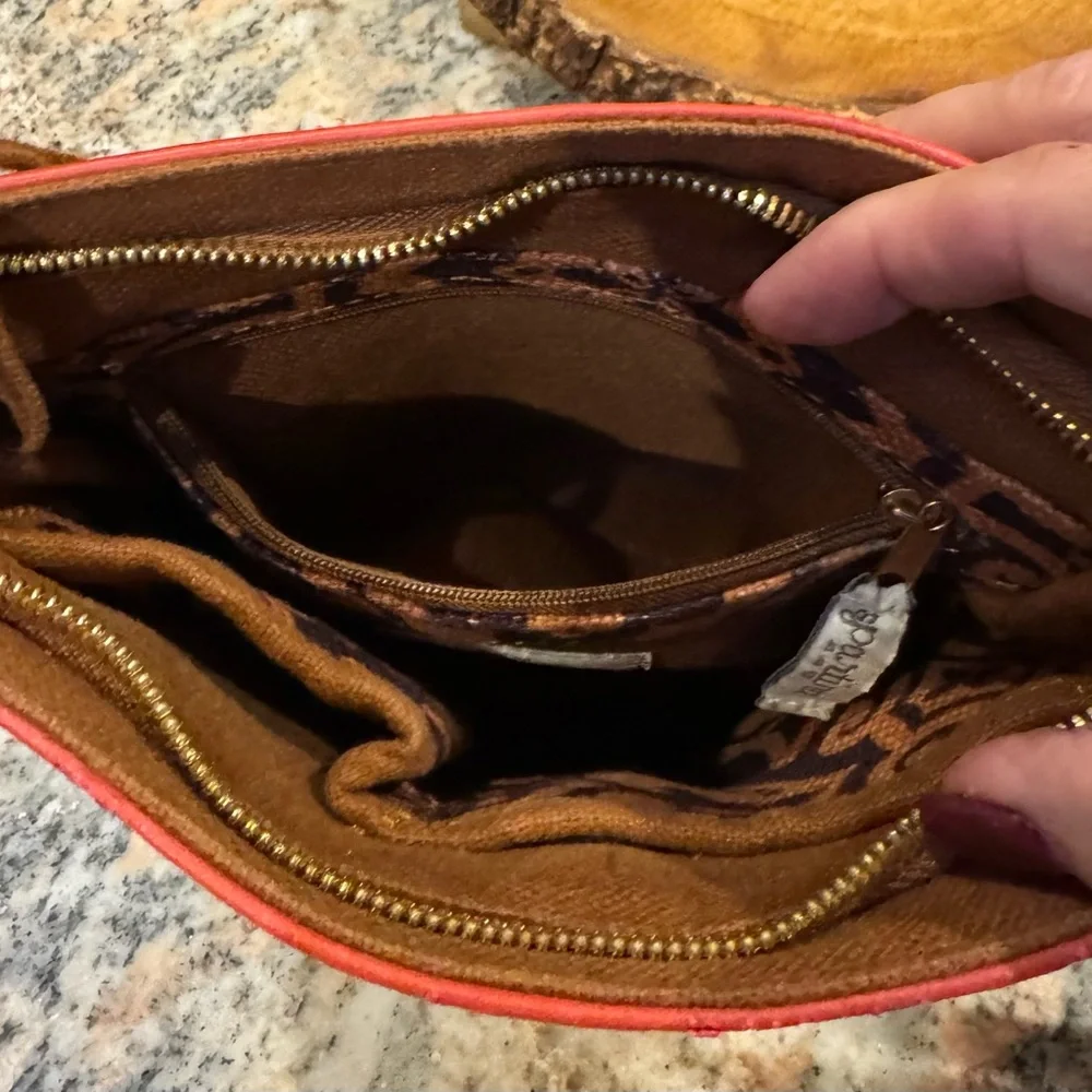 Spartina 449 brown and orange purse. Can be used as crossbody. - Picture 13 of 16